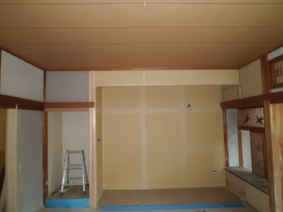 和室の壁は、左官塗り仕上げです。